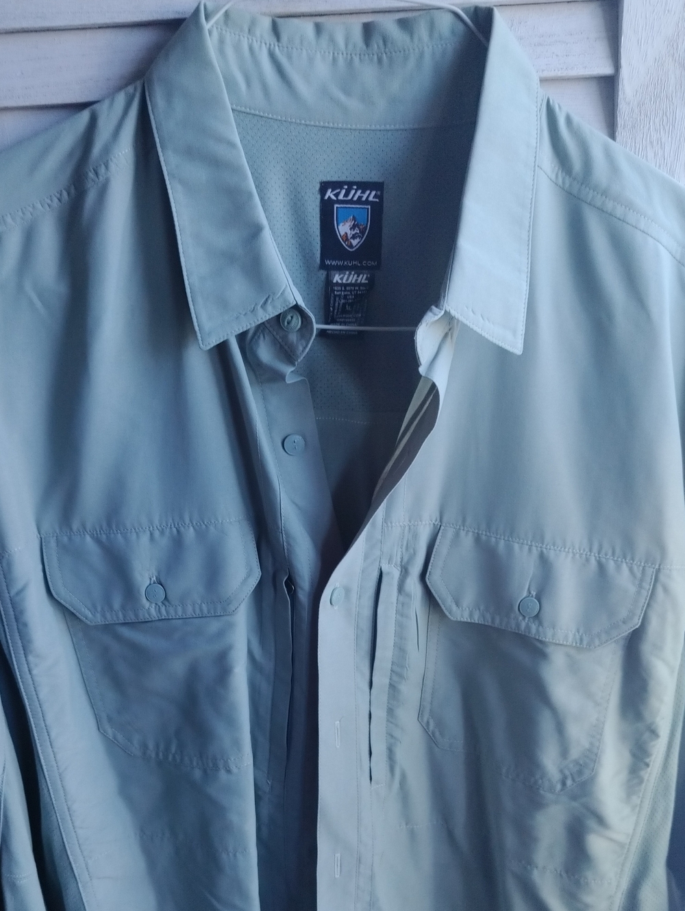 Men’s Lightweight Kuhl Sage Color Shirt Size Xl In Very Good Condition